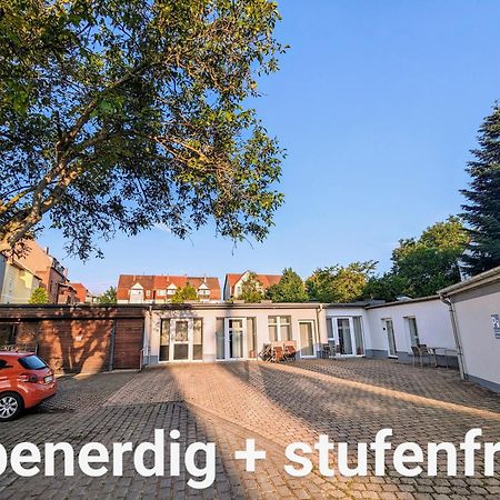 Fewo Urban Gotha-Apartment Ekhof- Am Schlosspark- Parken An Der Der Tuer- Barrierefrei, 900 Meter Zum Bahnhof - Wallbox מראה חיצוני תמונה