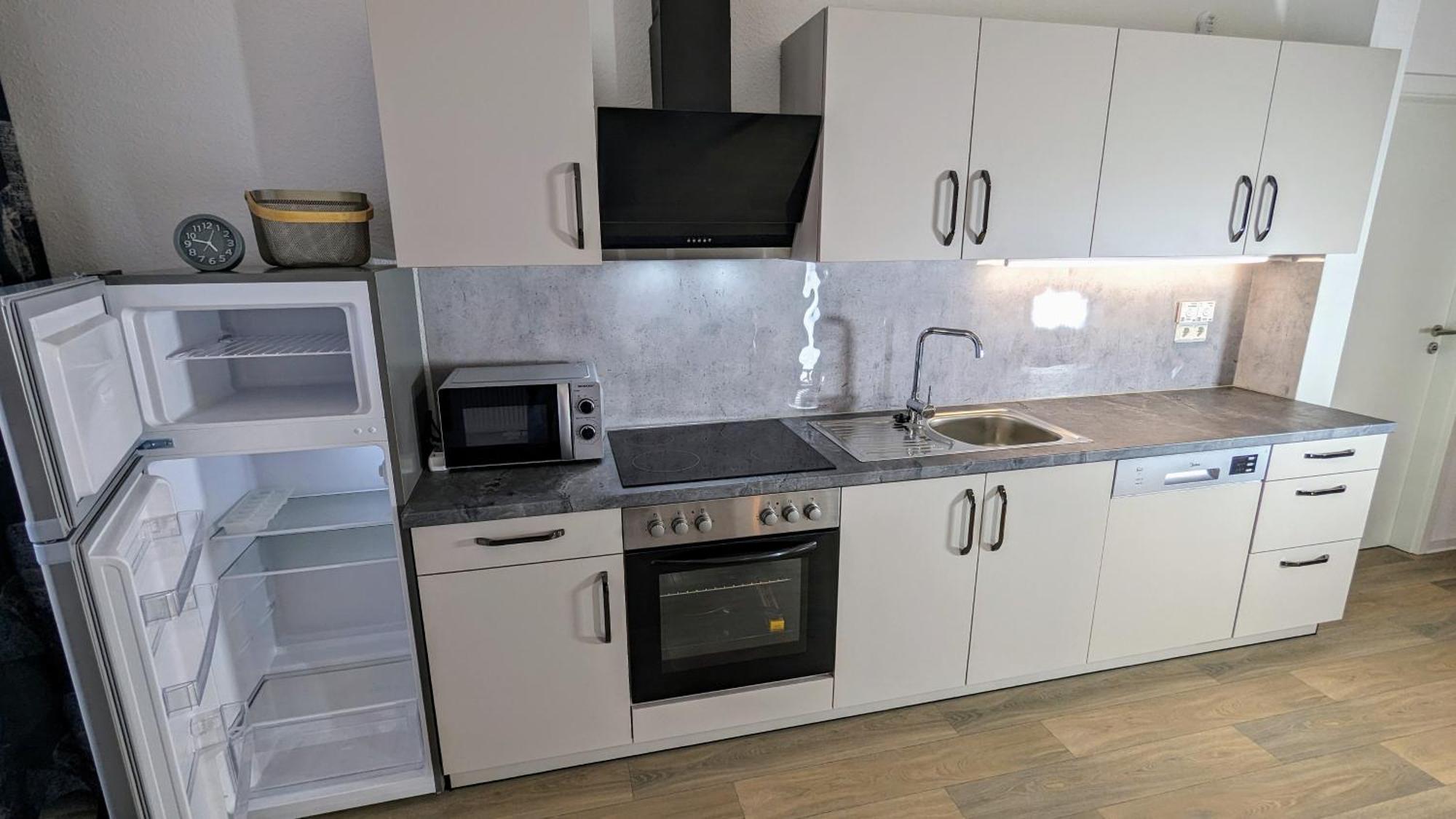 Fewo Urban Gotha-Apartment Ekhof- Am Schlosspark- Parken An Der Der Tuer- Barrierefrei, 900 Meter Zum Bahnhof - Wallbox מראה חיצוני תמונה